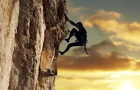 坚持到底，终于等到了一场属于自己的胜利！的简单介绍